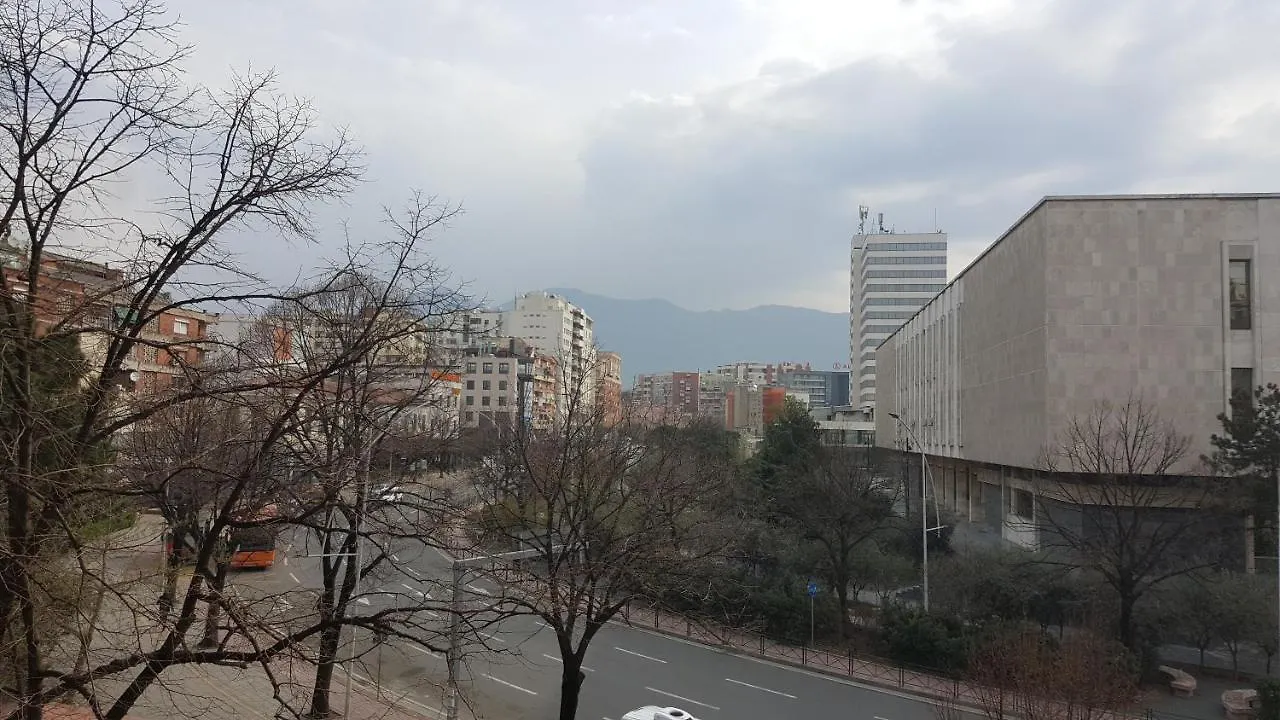 Entire Nice Apartment, In The Center ティラナ アパート